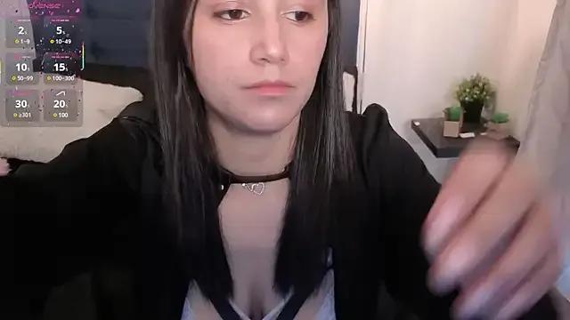 elowen_halley1 on StripChat