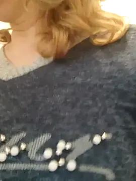 StripChat Elza01 is Freechat Elza01 — Flash pussy