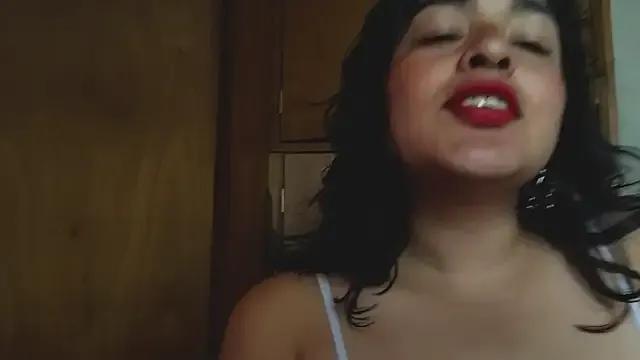 EmilyNoir1 on StripChat