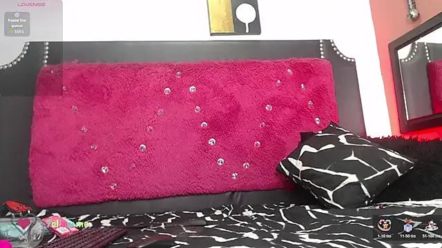 Freechat Engeelll on StripChat