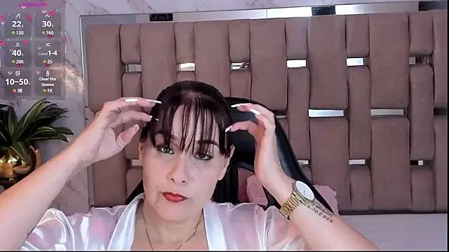 ErikaMontiel__ on StripChat