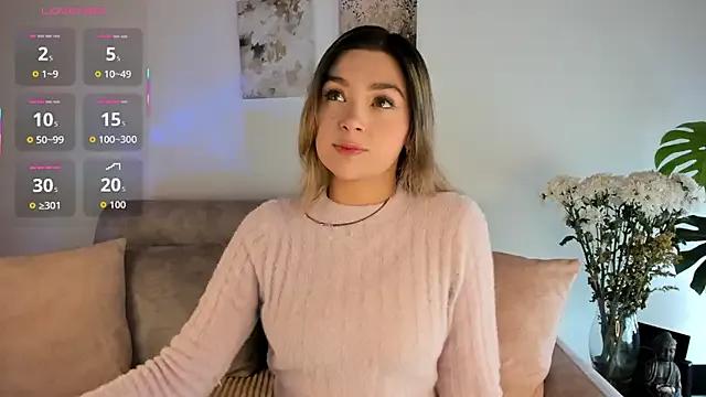 Freechat Estrer_collins on StripChat