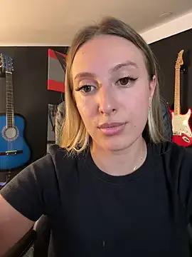 Eva_Ryen on StripChat