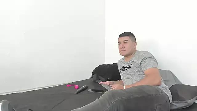 Freechat evanandsunny on StripChat