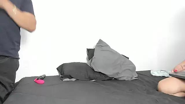 Freechat evanandsunny on StripChat