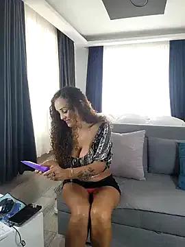 evasweett__ — Oil on titis