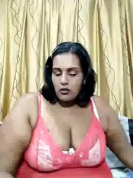 Foxybaby420 on StripChat