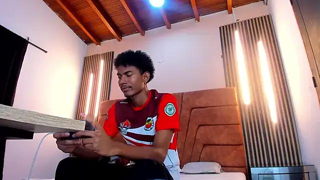 FYKMOR_1 on StripChat