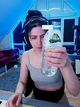 Gamergirl-Linela — LT Gets Shower Video