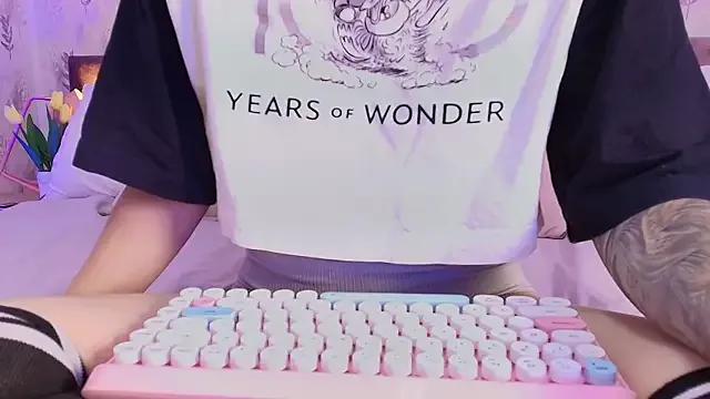 Giaa_Ross on StripChat