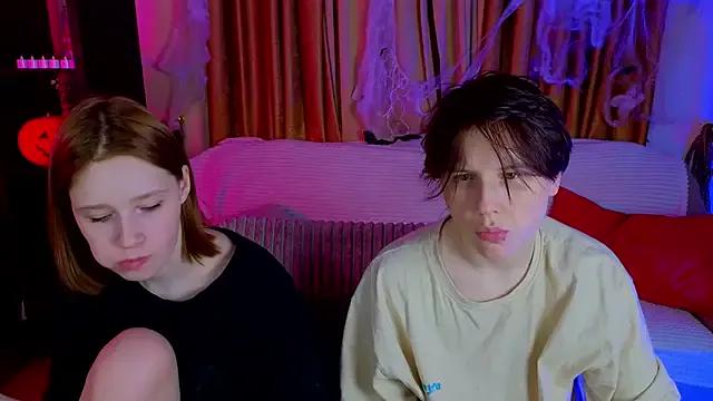 Girls_Fingers on StripChat