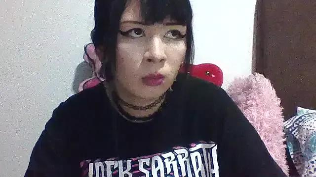Haru_Queenn on StripChat