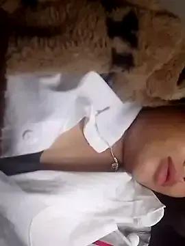 hello-cute on StripChat