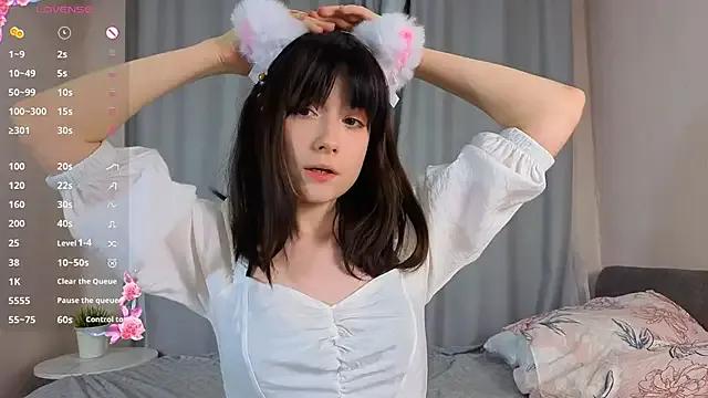 Private Honeey_Beee on StripChat