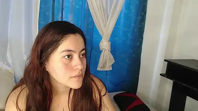 Freechat honeywhisper69 on StripChat