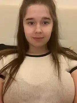 Freechat HornyGirlH on StripChat