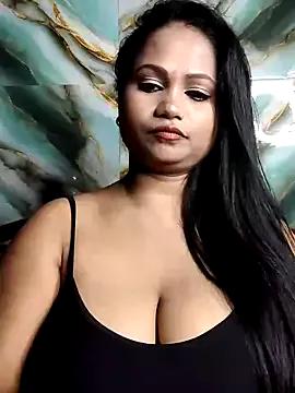 hornysania123 on StripChat