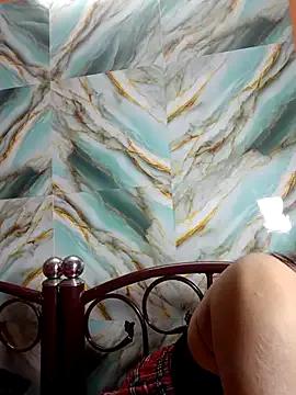 hornyzinia123 on StripChat