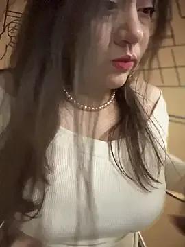 Iam__Cristal — show asshole 