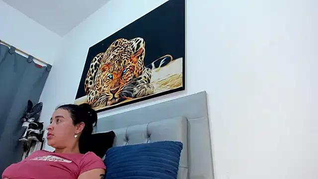 Idaly_Johnson on StripChat