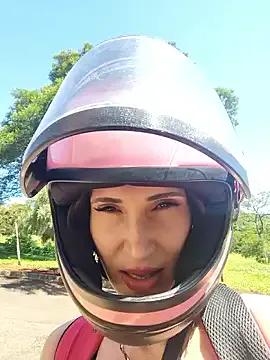 Irresistible24 — Masturbao garagem/masturbation garage