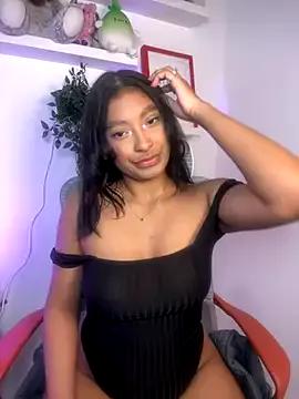 Isabella_fasilier on StripChat