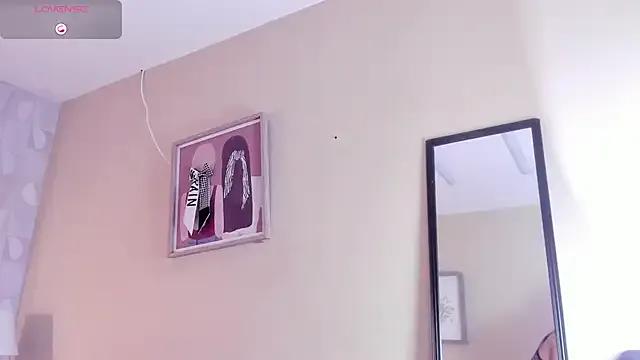 isabella_milf_ on StripChat