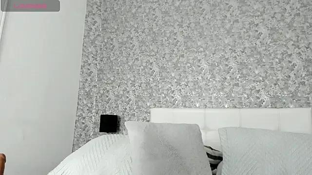 Freechat Isabellaroberts1 on StripChat