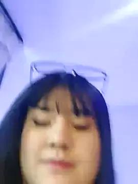 ItsNaiixa on StripChat