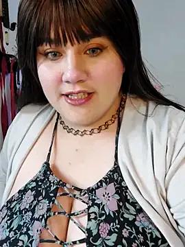 ItsNaiixa on StripChat