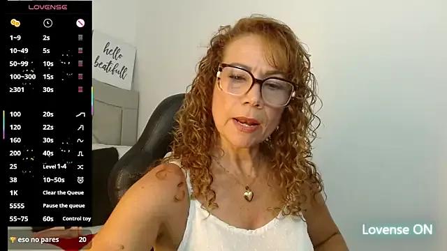 Freechat Jademommy_ on StripChat