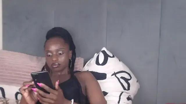 Jah-Queen on StripChat