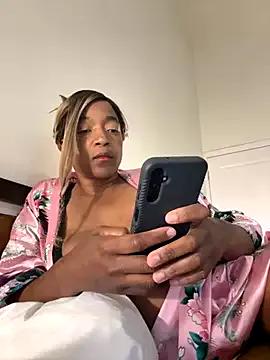 JamaicanAmazonQueen — Feed me.