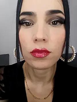 Freechat jamila_zair on StripChat