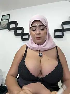 Private jamilaross on StripChat