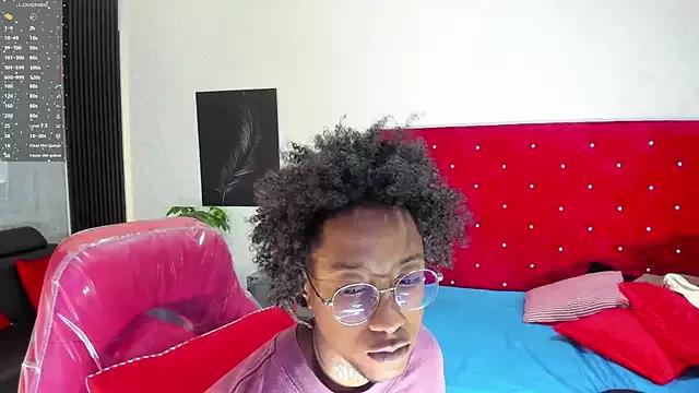 JhonyMiller_ on StripChat