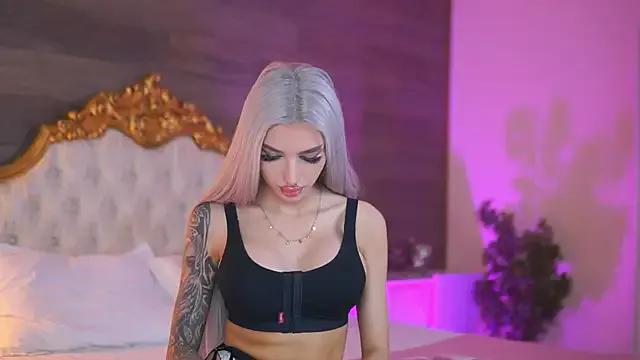 Juicy_Jessye on StripChat