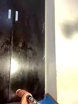 Freechat JuicyEve on StripChat