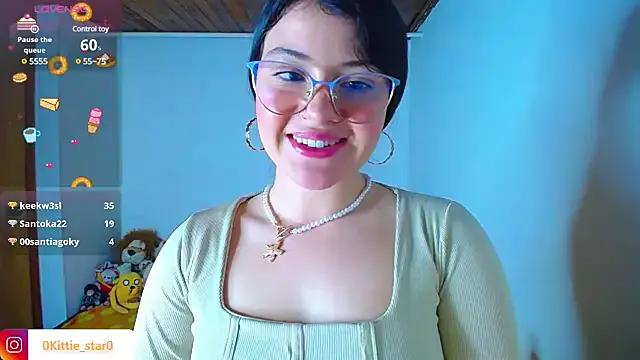 Private juli05star20 on StripChat