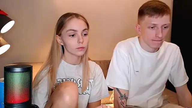 Freechat juliaanddima on StripChat