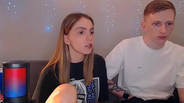 Freechat juliaanddima on StripChat