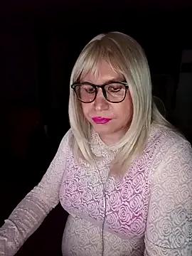 JulietteMaitresse on StripChat