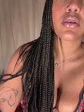 Kaiisa_ on StripChat