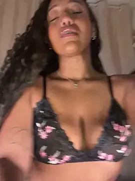 Kaiisa_ on StripChat