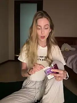 Kamila_icee on StripChat