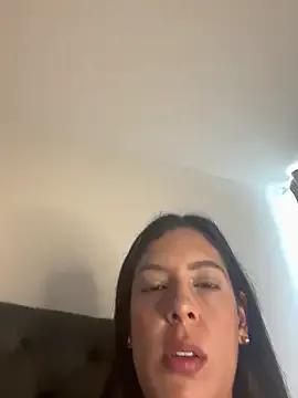 Freechat kamivolkano on StripChat