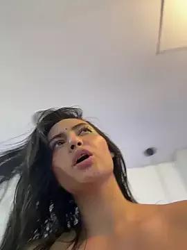 Freechat kareena_basu on StripChat