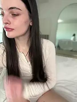 Freechat KarissaChantelle on StripChat