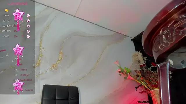 Freechat Karla-Ebony on StripChat