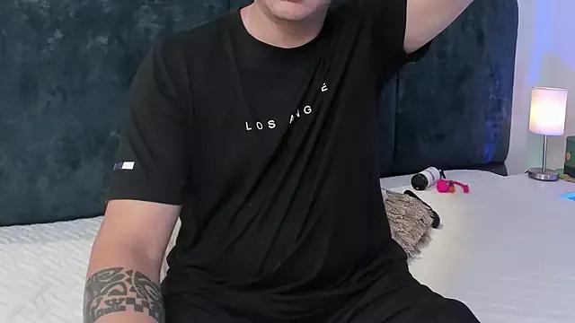 Freechat kataleyandliam on StripChat